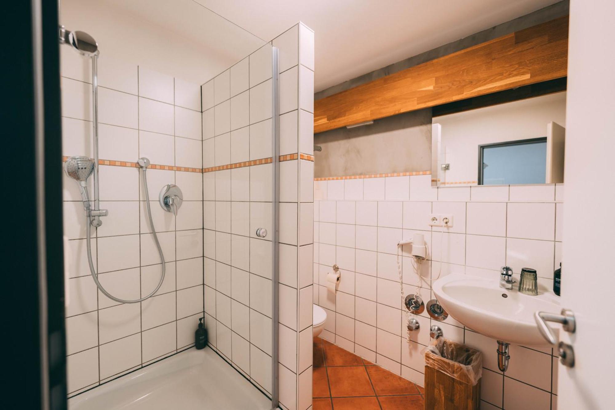 Gut Huegle Jugendzimmer 라벤스부르크 객실 사진