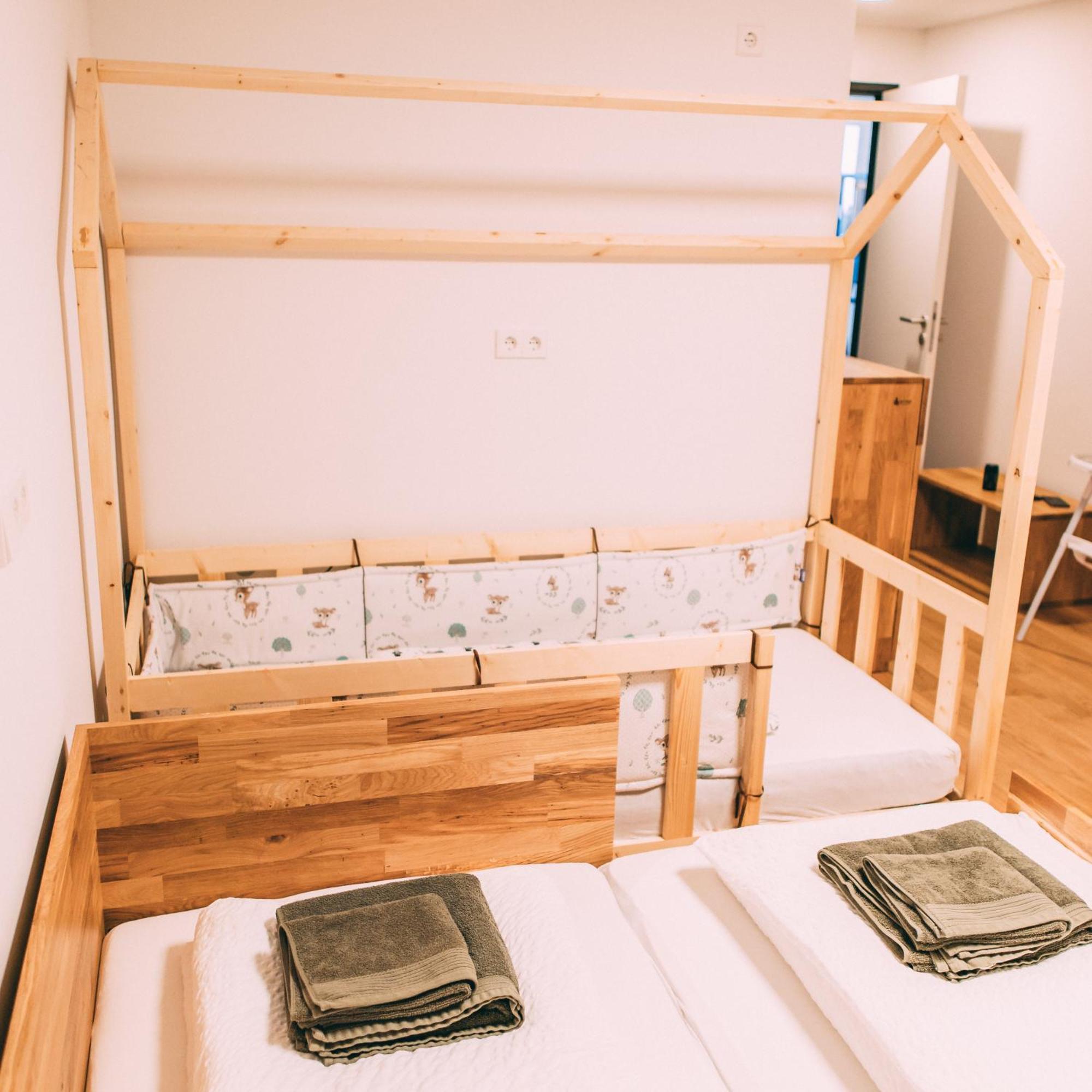Gut Huegle Jugendzimmer 라벤스부르크 객실 사진
