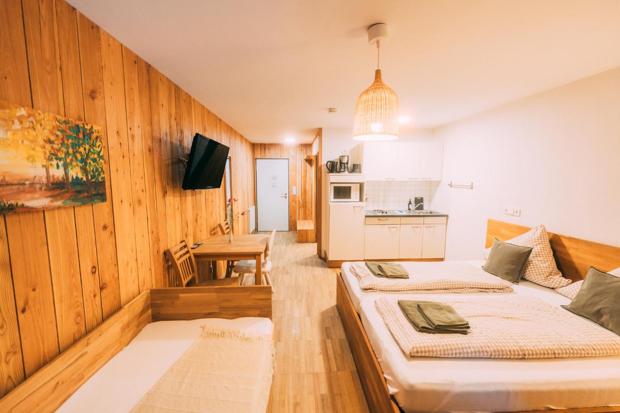 Gut Huegle Jugendzimmer 라벤스부르크 객실 사진